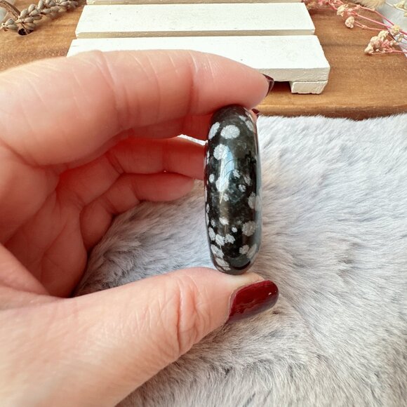 Beautiful Small Snowflake Obsidian Palm Stone - Picture 4 of 5